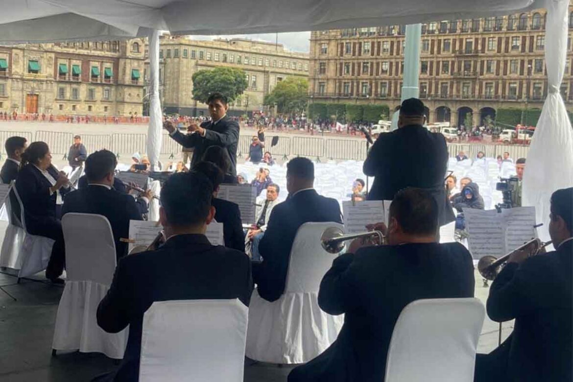 Banda-de-música-se-presentó-en-el-Zócalo-de-CDMX Banda de música se presentó en el Zócalo de CDMX