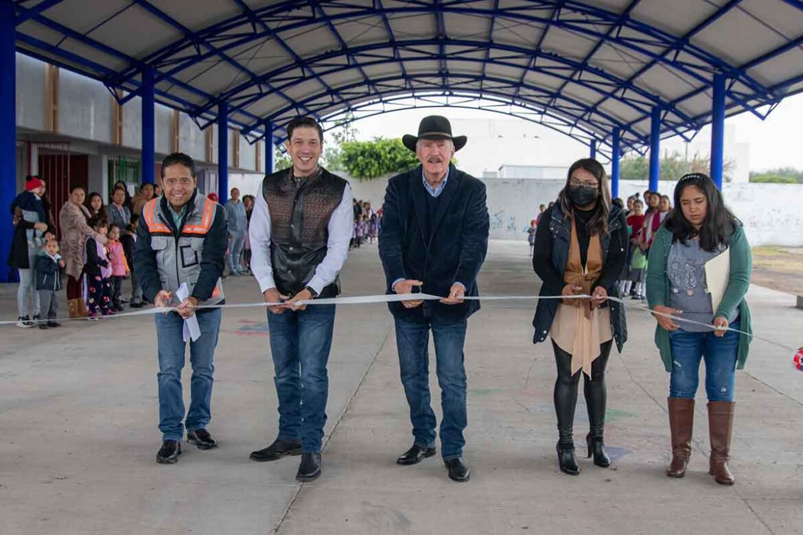 Enrique-Vega-entrega-obras-en-El-Marqués Enrique Vega entrega obras en El Marqués