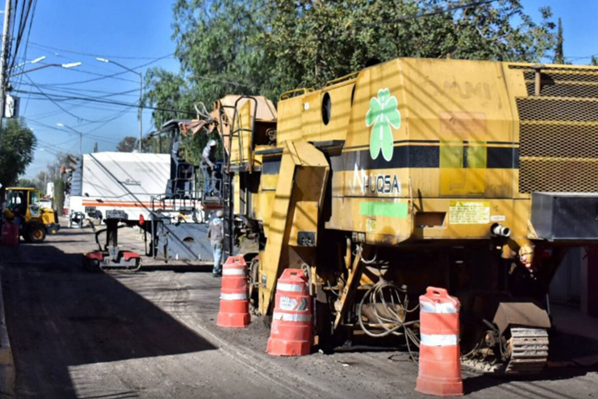 En-Corregidora,-realizan-trabajos-de-reencarpetado En Corregidora, realizan trabajos de reencarpetado