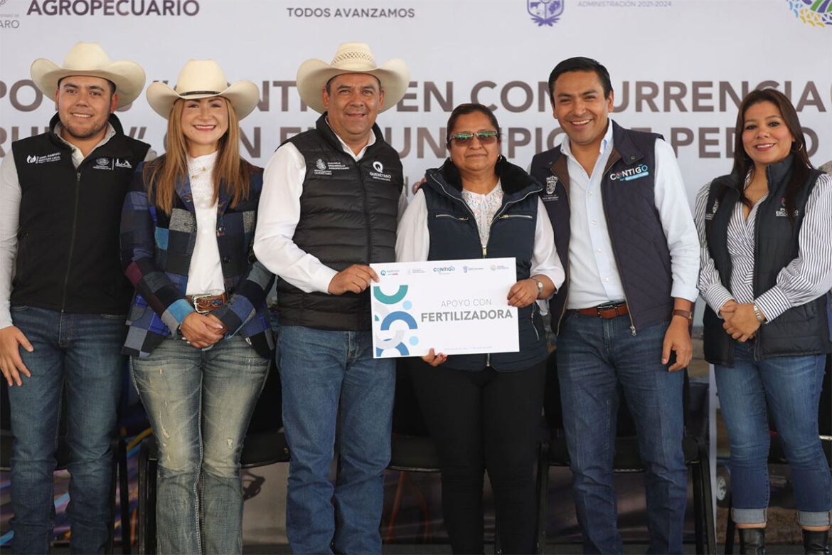 Entregan-apoyos-a-productores-de-Pedro-Escobedo-y-Cadereyta-de-Montes Entregan apoyos a productores de Pedro Escobedo y Cadereyta de Montes
