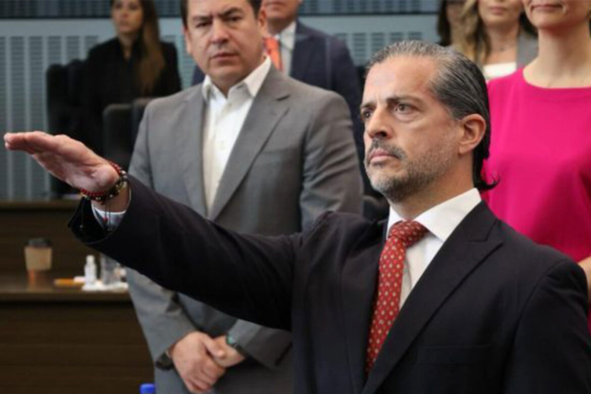Francisco-Javier-Covarrubias-Enríquez,-nuevo-titular-de-la-ESFE Francisco Javier Covarrubias Enríquez, nuevo titular de la ESFE
