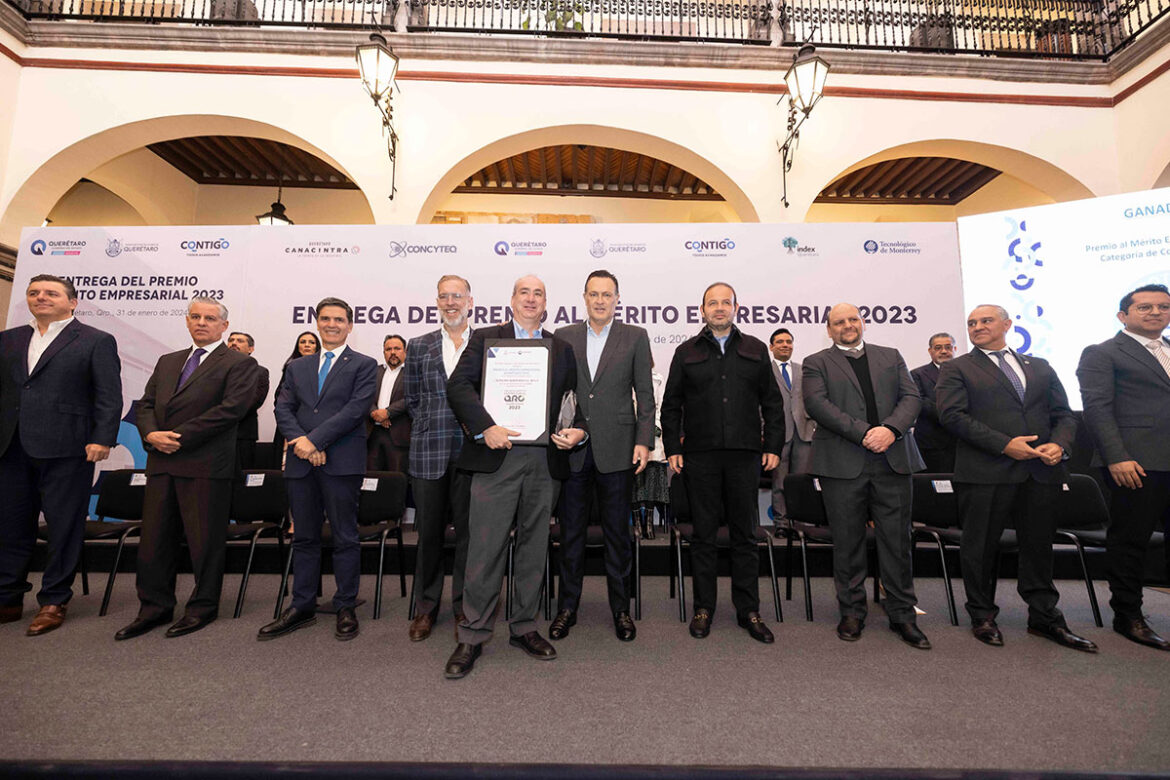 Kuri-encabeza-entrega-del-Premio-al-Mérito-Empresarial-2023 Kuri encabeza entrega del Premio al Mérito Empresarial 2023