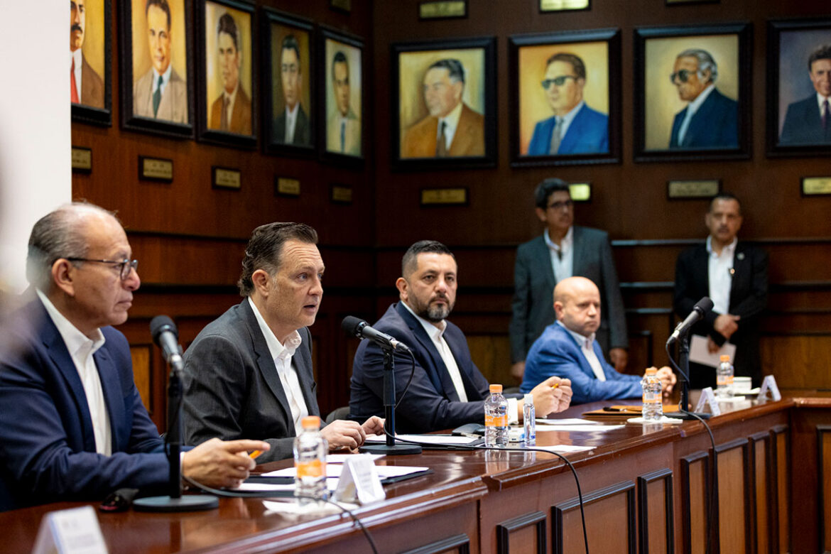 En-Querétaro,-la-justicia-penal-avanza-con-rumbo-Kuri Mauricio Kuri encabezó la primera sesión Ordinaria 2024 de la Comisión para la Evaluación de la Operación del Sistema de Justicia Penal Acusatorio del Estado de Querétaro