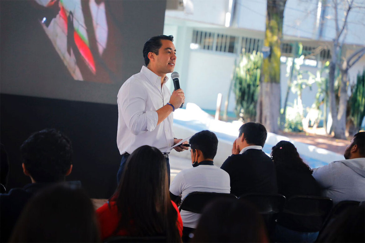 Necesario-que-jóvenes-participen-para-tomar-decisiones-‘Felifer’ Necesario que jóvenes participen para tomar decisiones: 'Felifer'