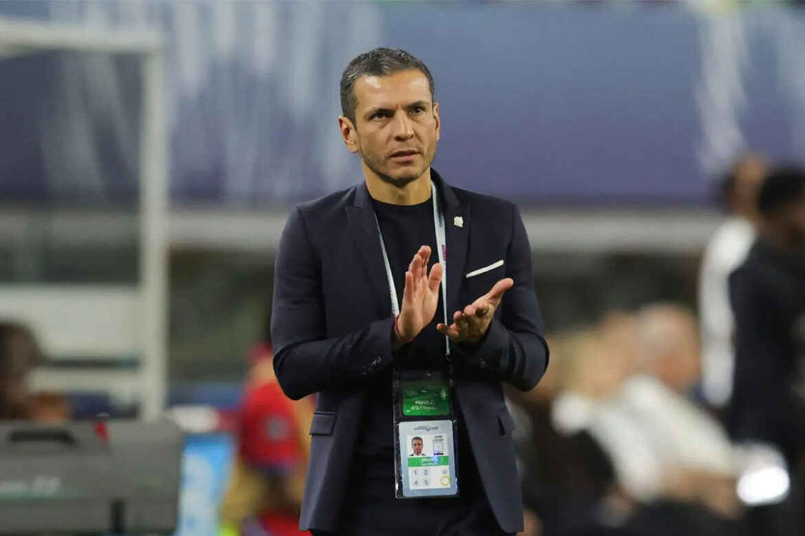‘Jimmy’-Lozano-seguirá-al-frente-del-‘Tri’ 'Jimmy' Lozano seguirá al frente del 'Tri'