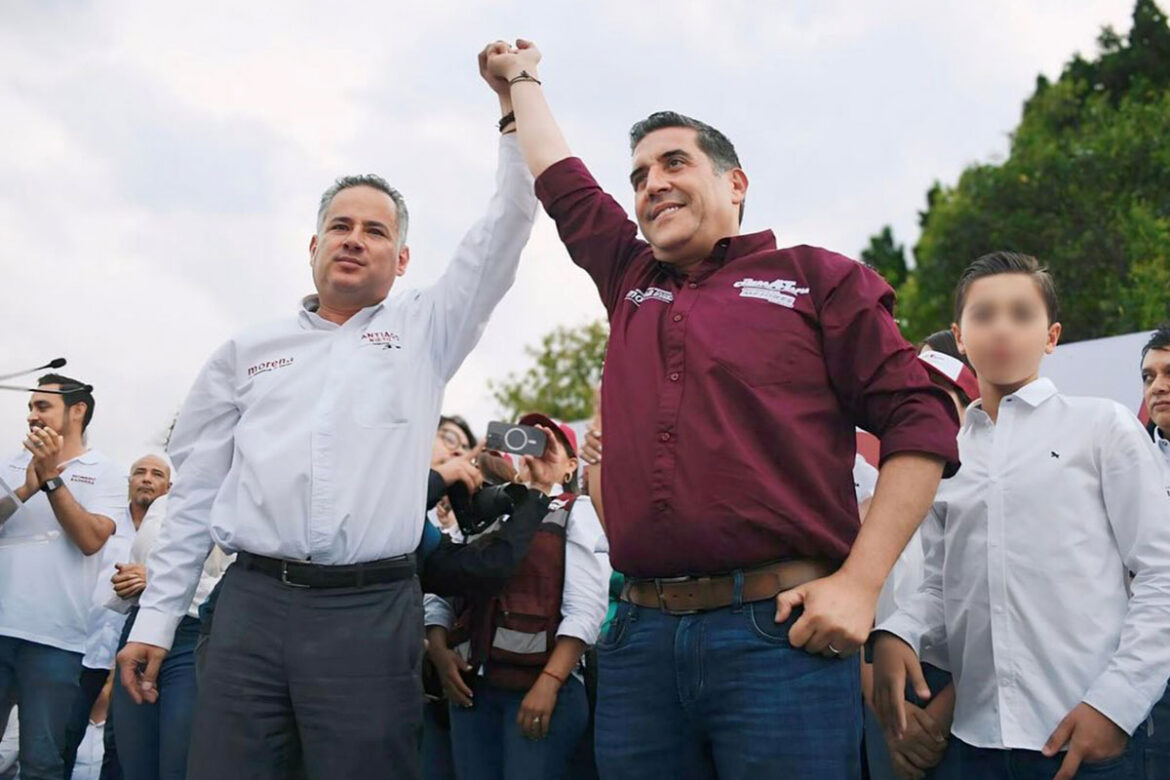 Chema-Tapia-arranca-campaña-en-Plaza-de-los-Fundadores Chema Tapia arranca campaña en Plaza de los Fundadores