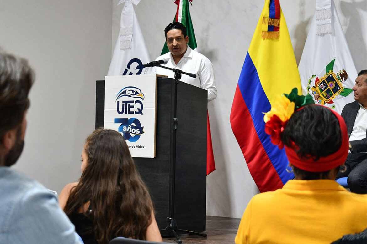 Colombia-formaliza-colaboración-con-estudiantes-de-Querétaro Colombia formaliza colaboración con estudiantes de Querétaro