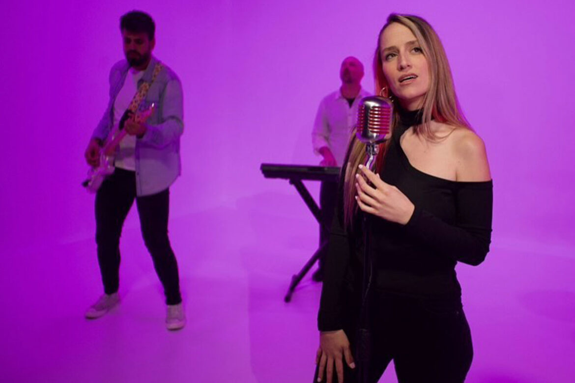 Lily-Fuster-lanza-sencillo-‘Siempre-aquí’ Lily Fuster lanza sencillo 'Siempre aquí'