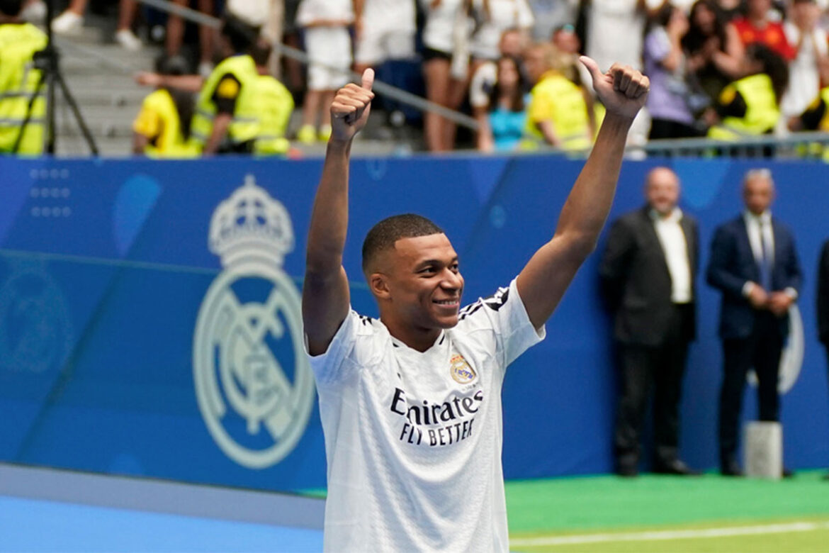 Mbappé se presenta como jugador del Real Madrid