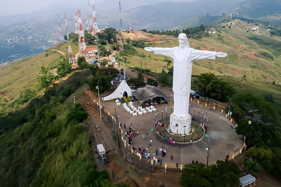 Construcción del primer puente peatonal ‘verde’ de la ciudad