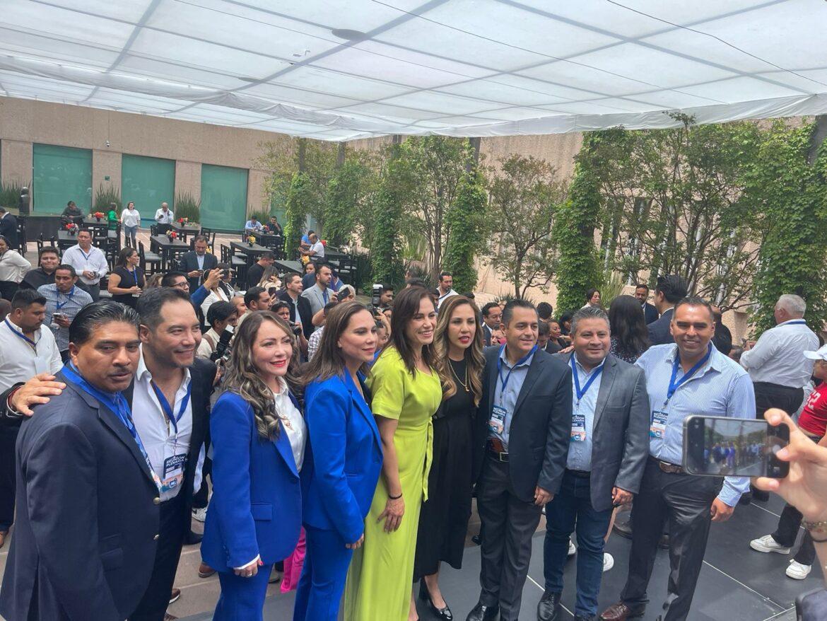 Alcalde-Electo-Rubén-Urías-Asiste-a-reunión-Plenaria-para-Presidentes-y-Presidentas-municipales