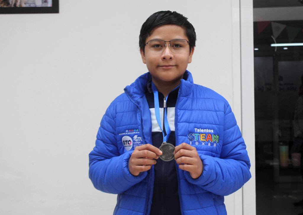 Alumno-ludovicense-gana-olimpiada-matemática