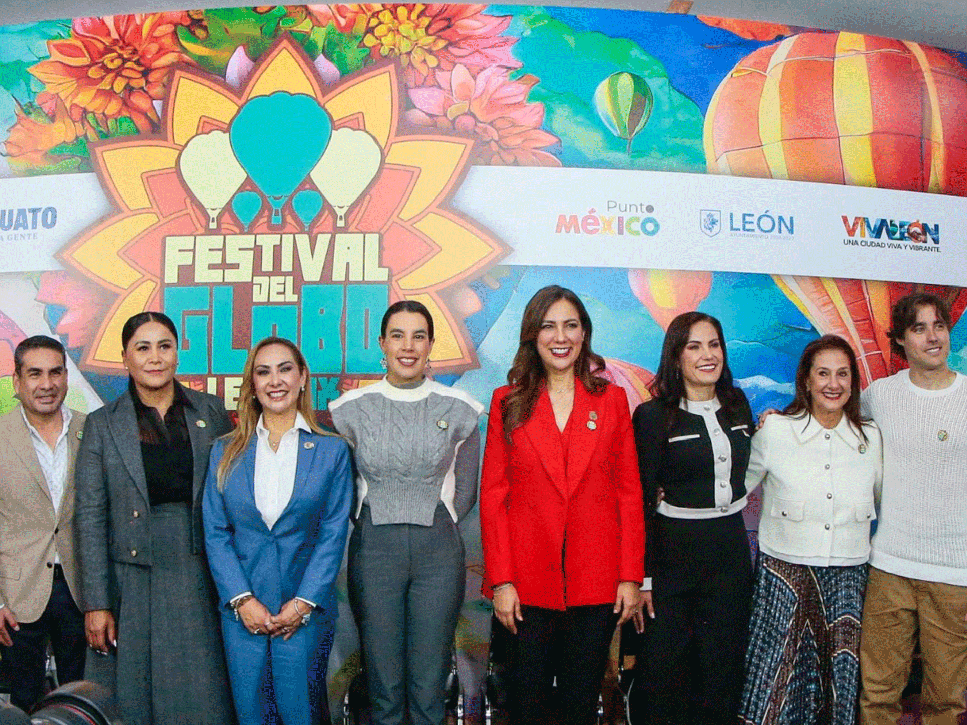 Libia-Dennise-le-da-la-bienvenida-al-‘Festival-Internacional-del-Globo’- Libia-Dennise-le-da-la-bienvenida-al-Festival-Internacional-del-Globo