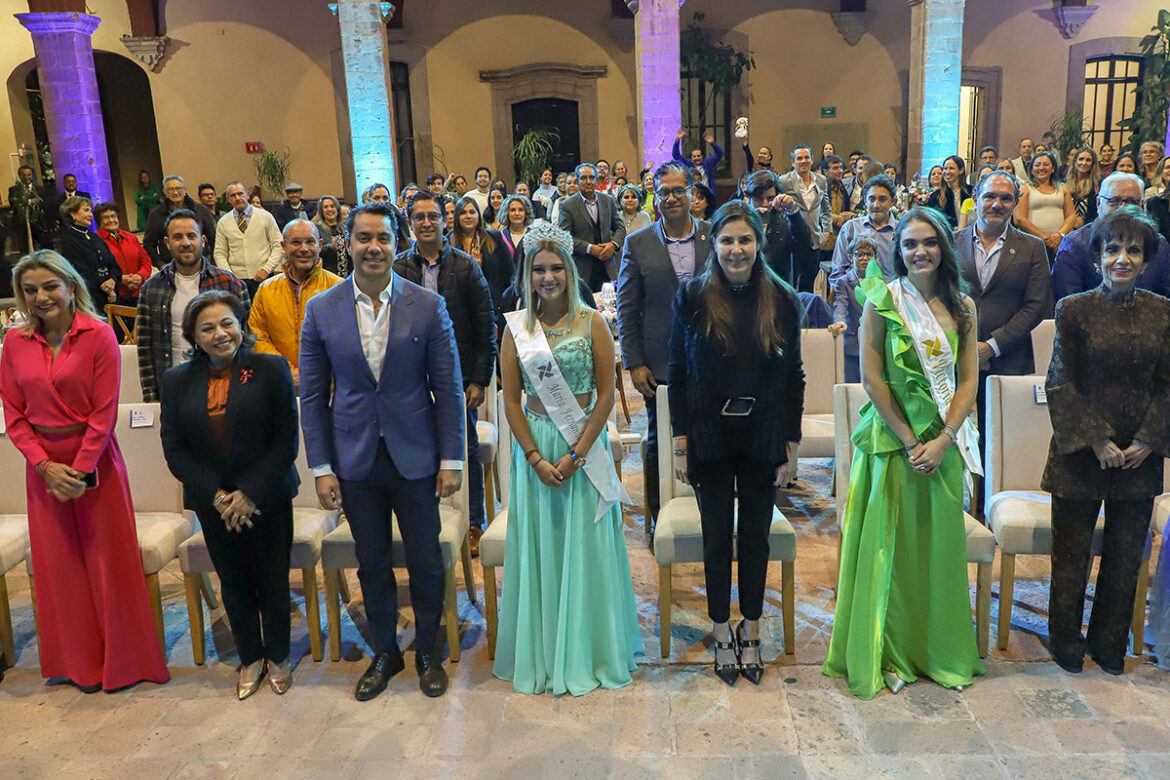 Proclaman-a-Reina-de-las-Fiestas-de-Navidad-de-Querétaro Proclaman a Reina de las Fiestas de Navidad de Querétaro