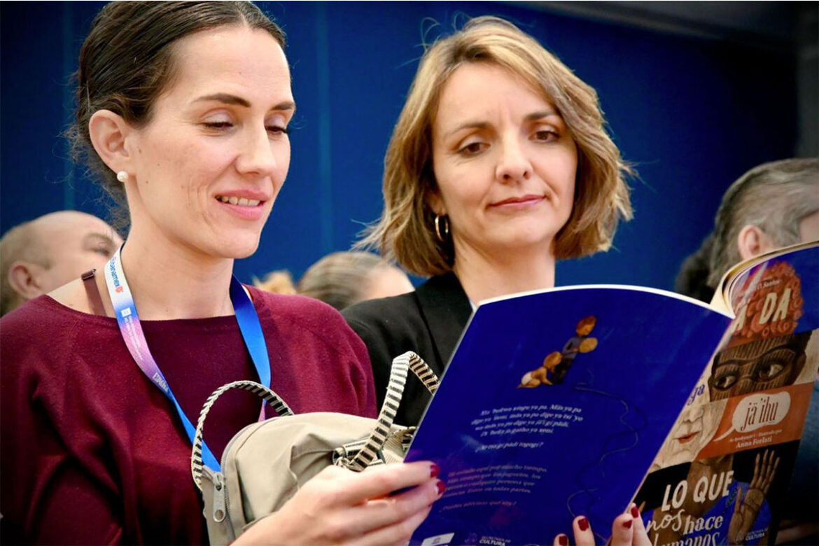 Presentan-en-la-FIL-el-libro-‘Lo-que-nos-hace-humanos’ Presentan en la FIL el libro 'Lo que nos hace humanos'