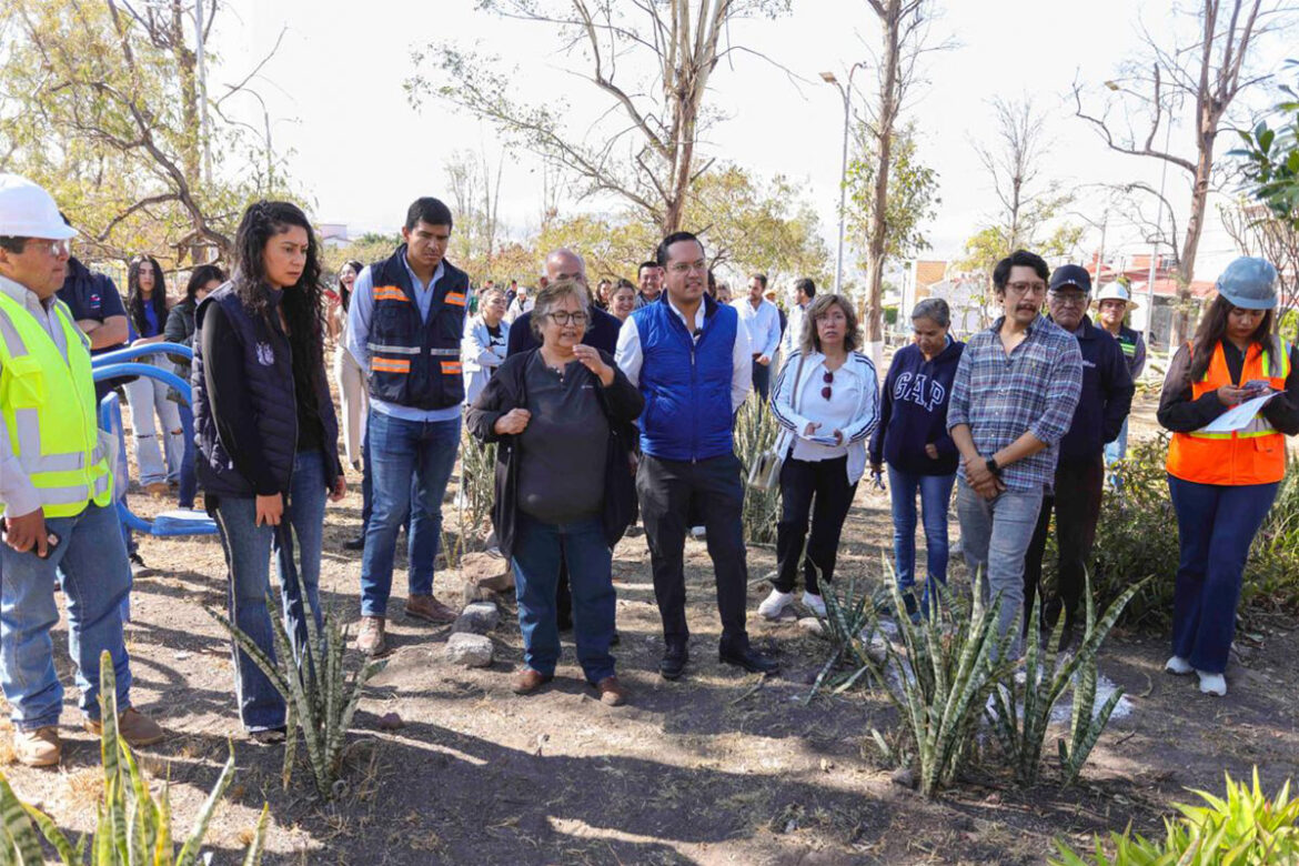 ‘Chepe’-Guerrero-supervisa-obra-de-mejoramiento-en-Tejeda 'Chepe' Guerrero supervisa obra de mejoramiento en Tejeda