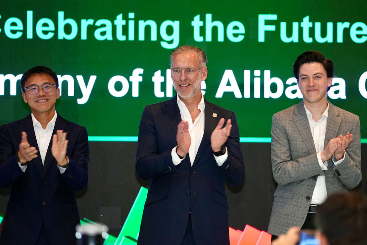 Atestigua-Marco-Del-Prete-lanzamiento-de-Alibaba-Cloud Atestigua Marco Del Prete lanzamiento de Alibaba Cloud