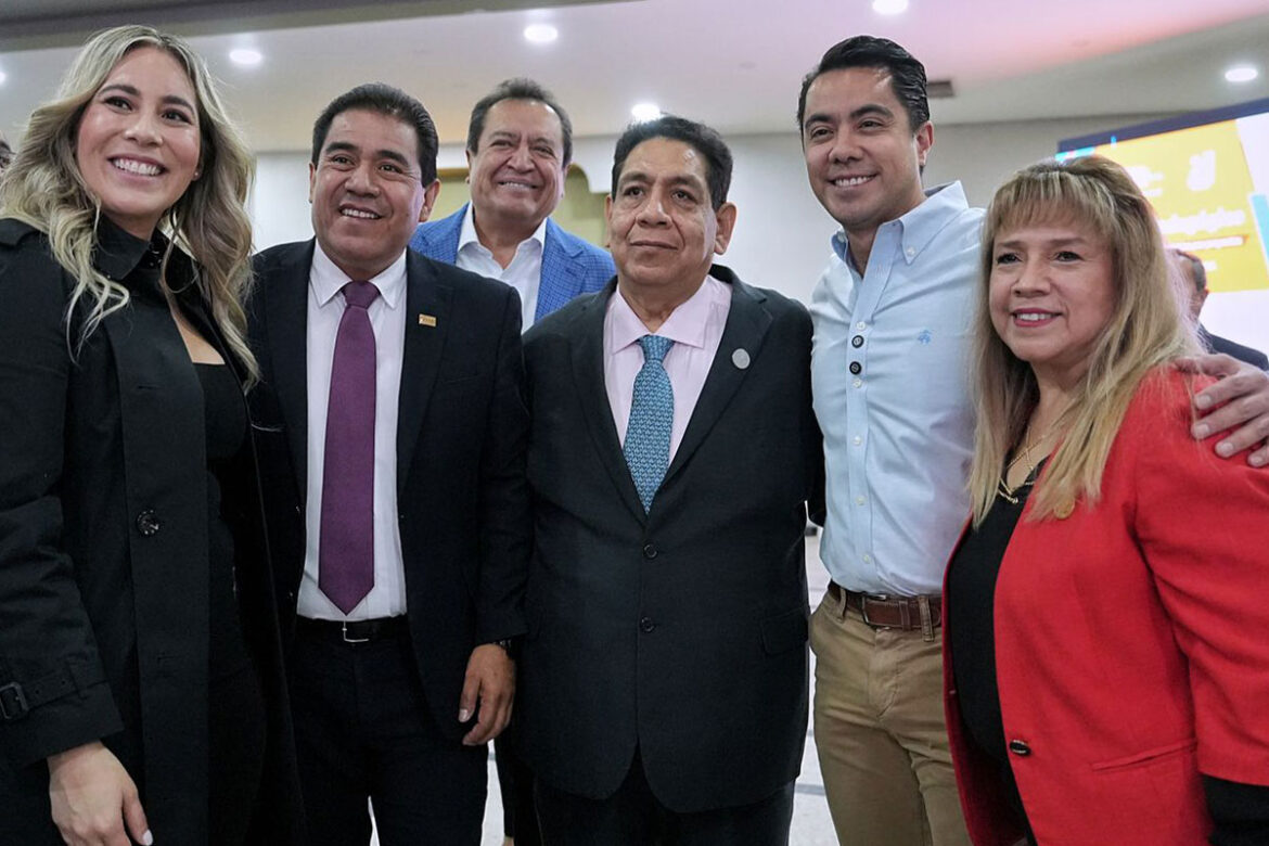 La-educación,-el-arma-más-poderosa-‘Felifer’-Macías La educación, el arma más poderosa: 'Felifer' Macías