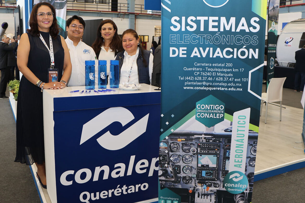 Martha Elena Soto encabeza firma de convenios durante FAMEX 2025