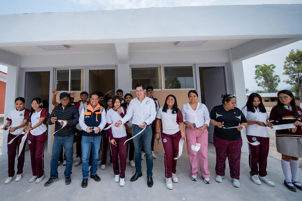 En-El-Marqués-la-educación-es-prioridad-Rodrigo-Monsalvo En El Marqués la educación es prioridad: Rodrigo Monsalvo