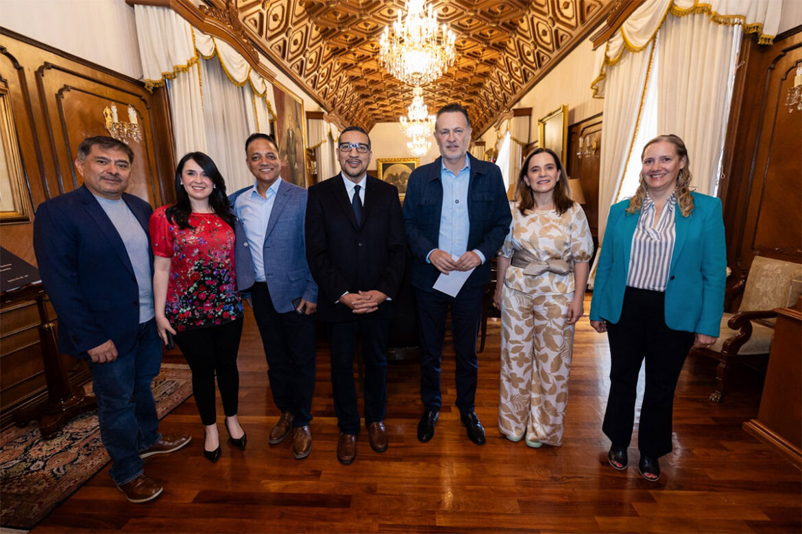 Querétaro-y-AWS-fortalecen-lazos-1 Querétaro y AWS fortalecen lazos