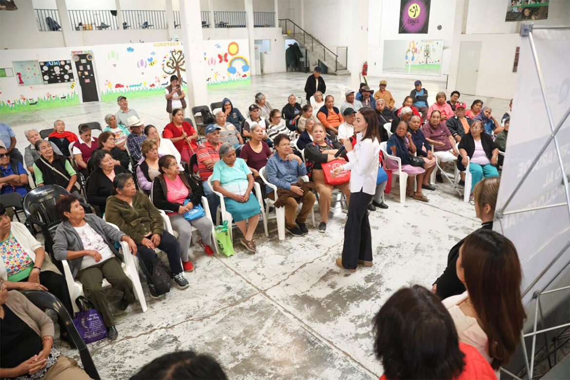 Apoyan-a-los-adultos-mayores-de-San-Juan-del-Río Apoyan a los adultos mayores de San Juan del Río