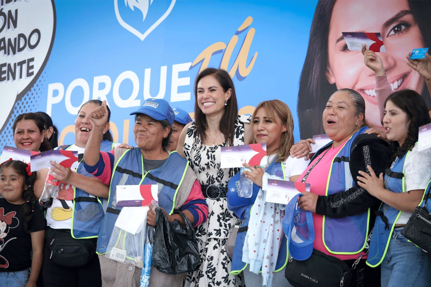 Más-de-1,400-leoneses-reciben-apoyo-del-programa-‘Ayúdate-Ayudando’ Más de 1,400 leoneses reciben apoyo del programa "Ayúdate Ayudando"