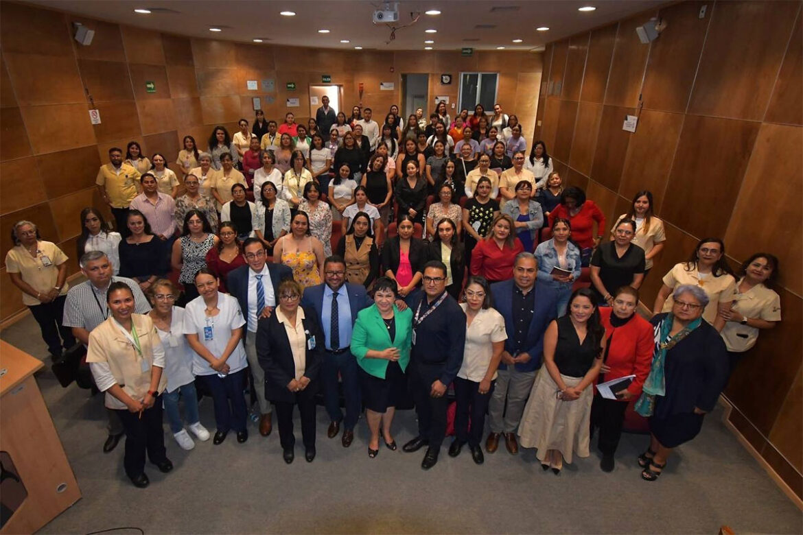 Realizan-Seminario-de-Trabajo-Social-en-San-Juan-del-Río Realizan Seminario de Trabajo Social en San Juan del Río