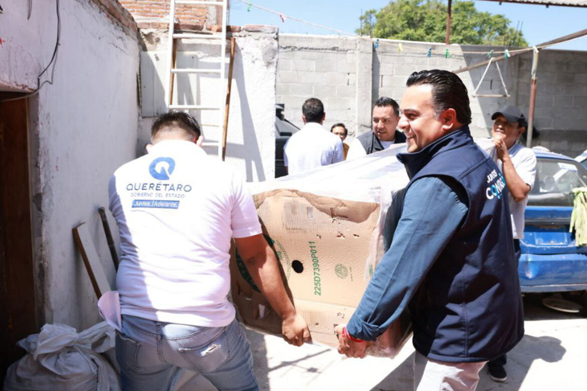 Concluye entrega de enseres a afectados por las lluvias