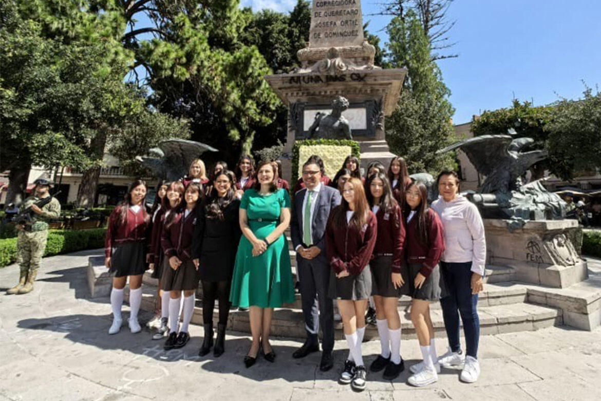Conmemoran autoridades a Josefa Ortiz de Domínguez