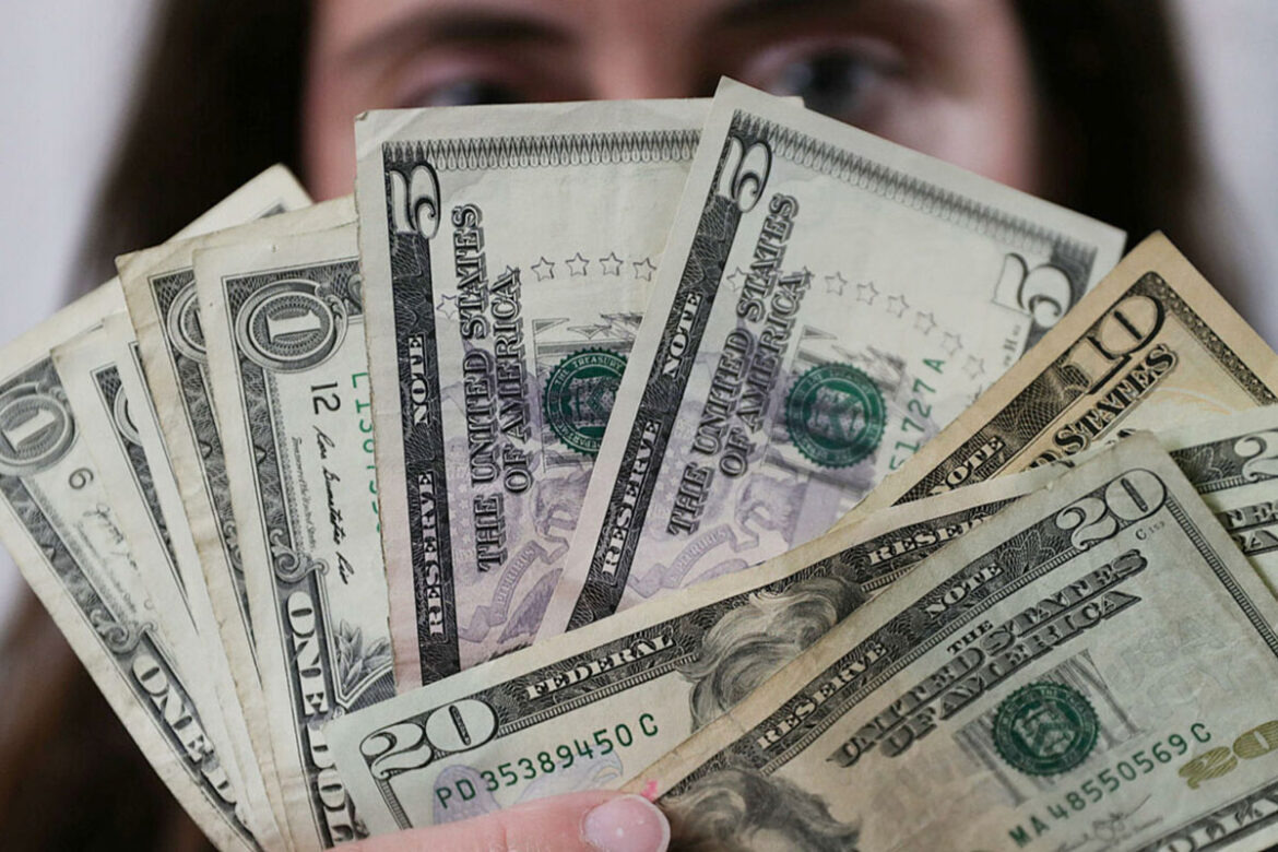 Remesas a México caen 8.3% en agosto