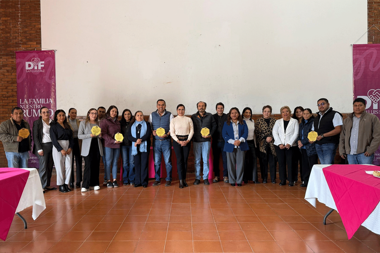 San-Luis-de-la-Paz-reconoce-a-las-“Empresas-DIFerentes” San Luis de la Paz reconoce a las “Empresas DIFerentes”