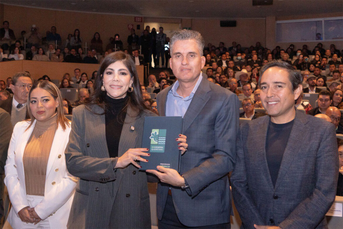 Entregan Programa Hídrico de Querétaro