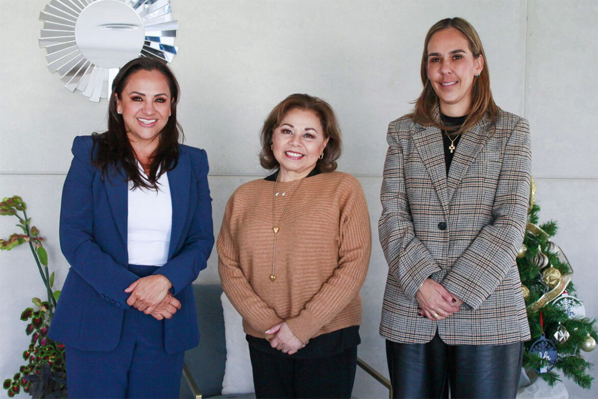 Gabriela Valencia es la nueva directora del SMDIF