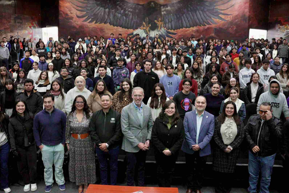 Inaugura Marco Del Prete Incubadora de Negocios en la UAQ