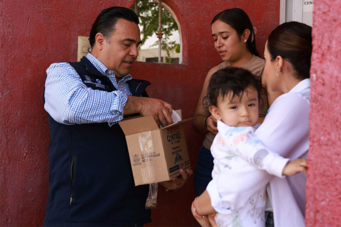 Supervisa Luis Nava entrega de apoyos del programa Contigo y tu Bebé