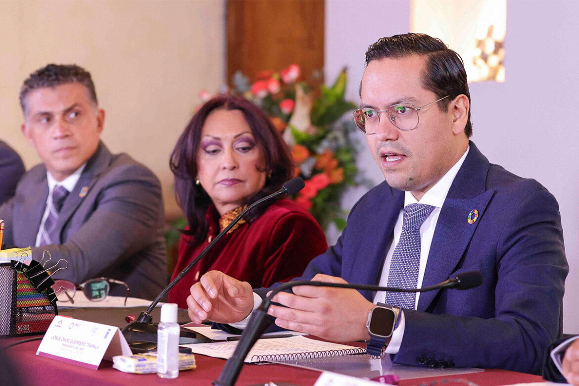 Chepe Guerrero expuso la estrategia 'Pirámides: Cerca de Ti' como parte de las buenas prácticas realizadas en Corregidora