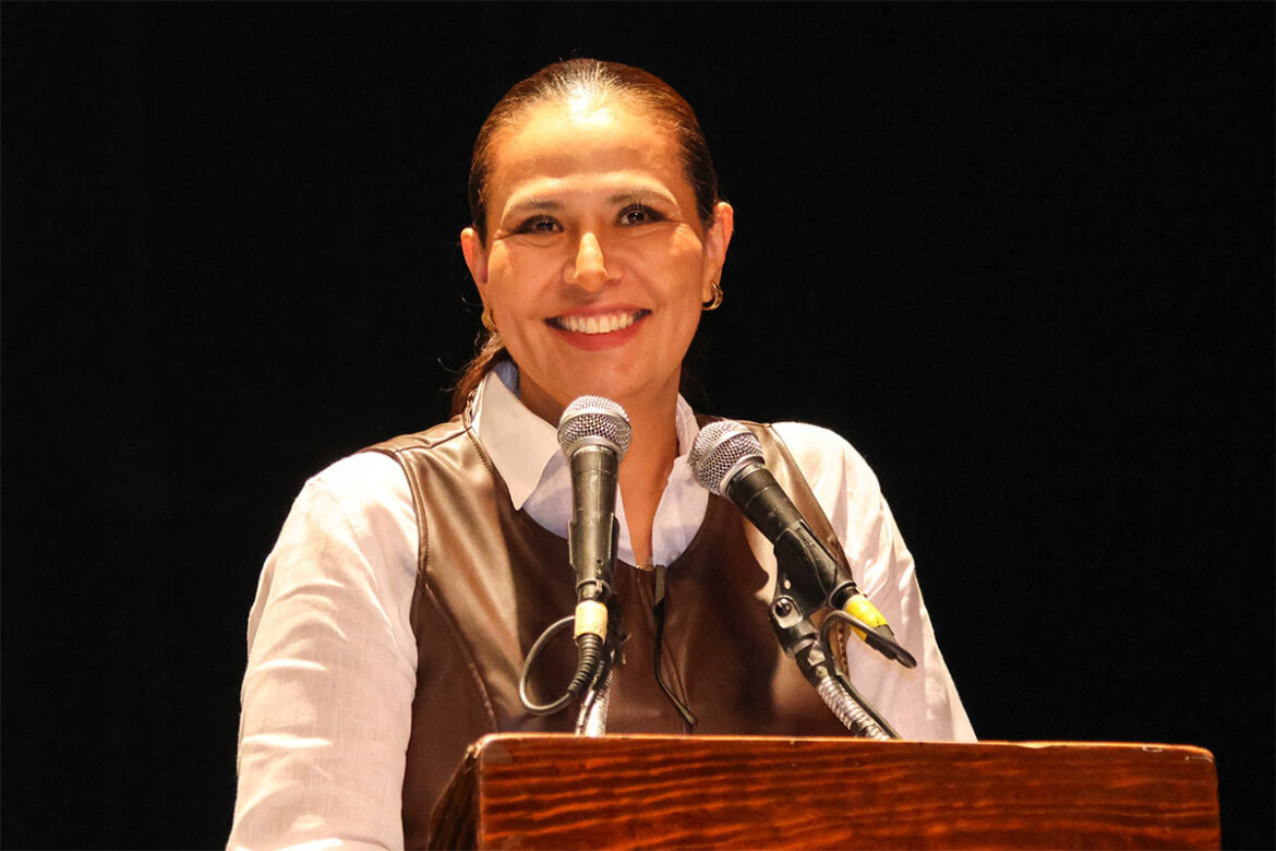 Encabeza Martha Soto inauguración de encuentro de arte y cultura